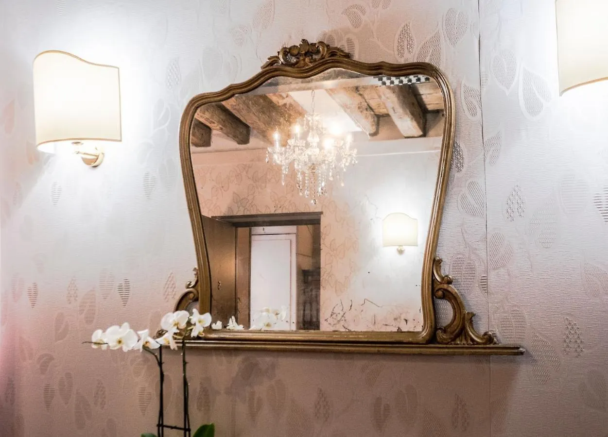 Ca' Lavezzera Hotel Venice